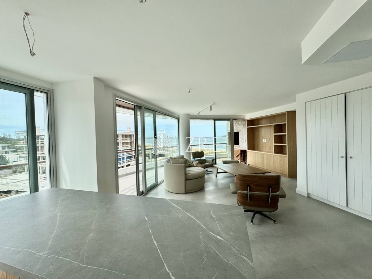 Apartamento ID.805 - Venta apartamento  2 Dormitorios + Servicio.