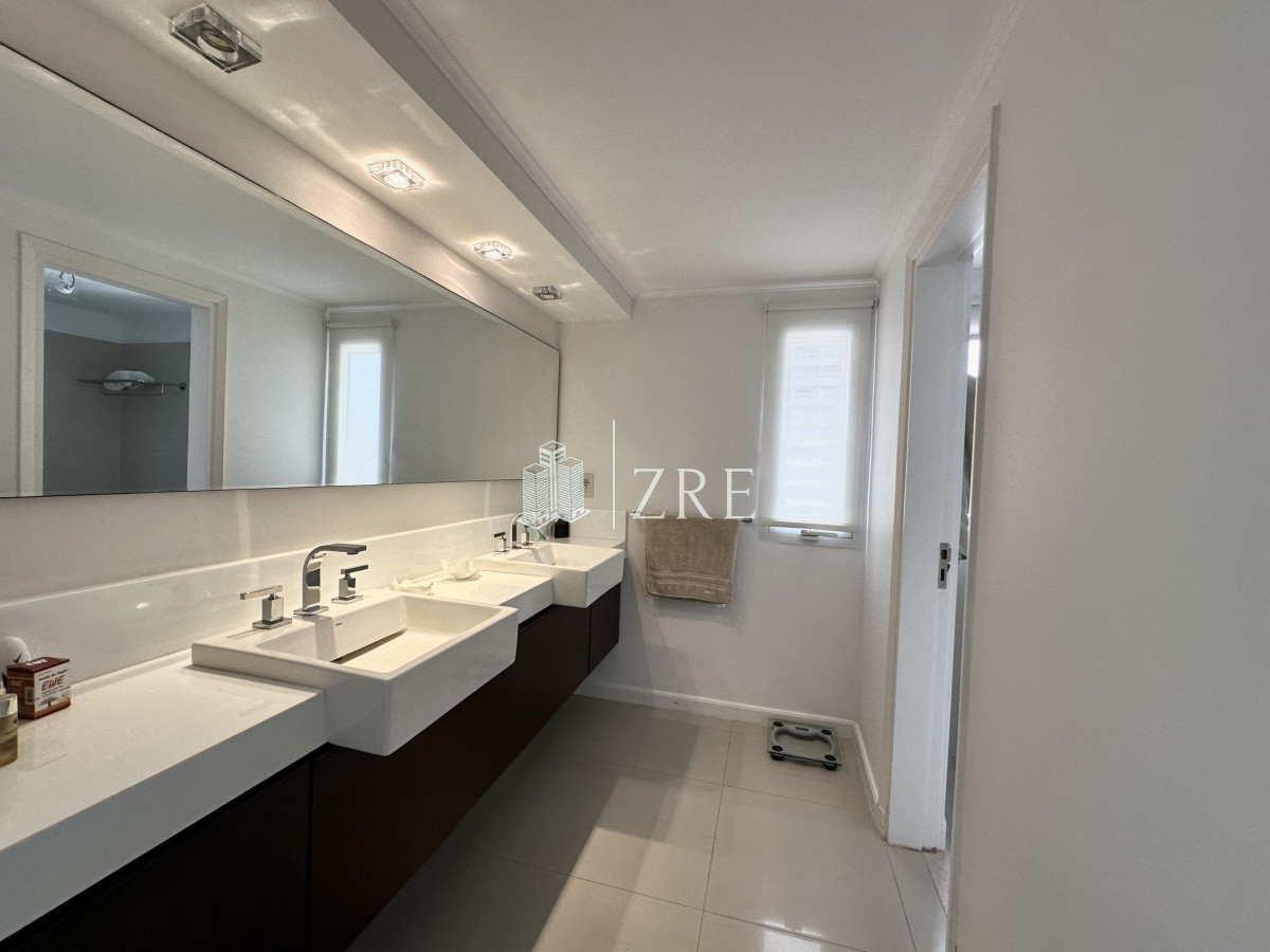 Apartamento ID.771 - Alquiler Apartamento 4 dormitorios