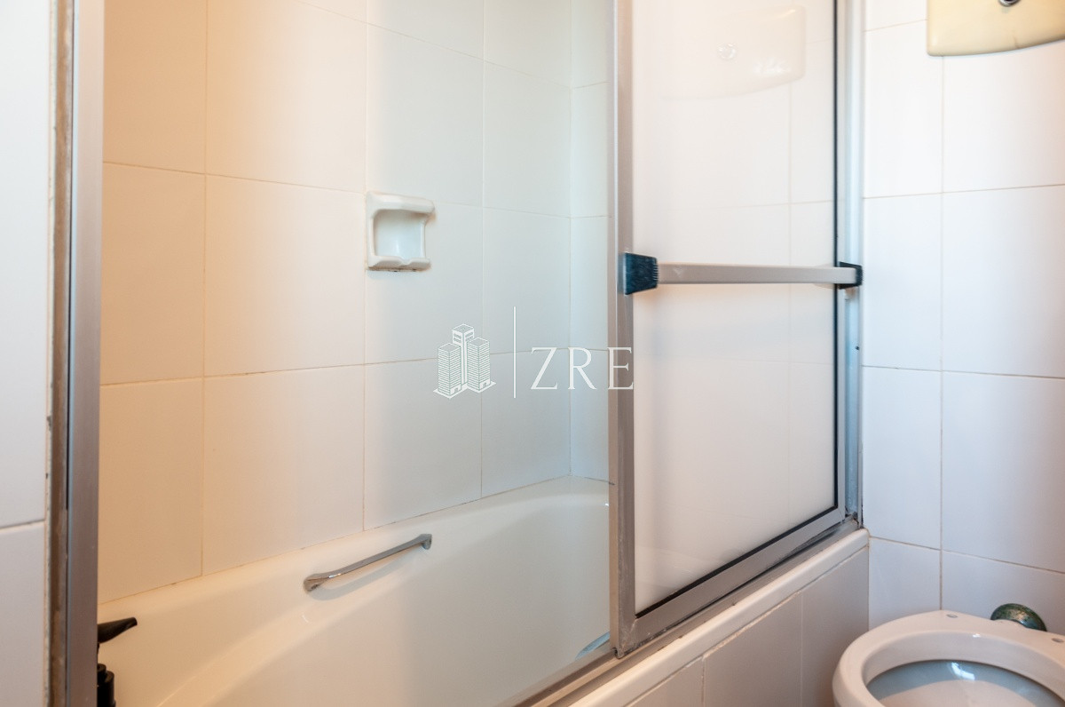 Apartamento ID.338 - Primera fila Playa Mansa, semipiso en Malecon.
