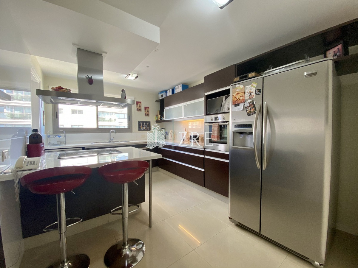 Apartamento ID.512 - Venta apartamento Imperiale, 3 dormitorios esquinero Punta del Este