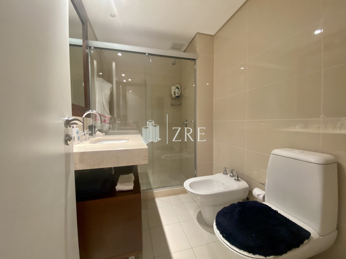 Apartamento ID.364 - Venta apartamento 4 dormitorios playa mansa Punta del Este