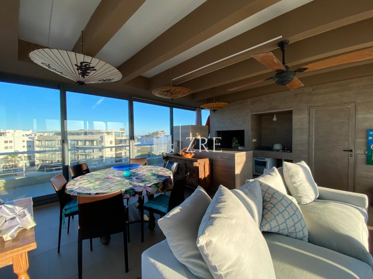 Apartamento ID.927 - Venta Pent-house en Terrazas de la Laguna, Punta del Este