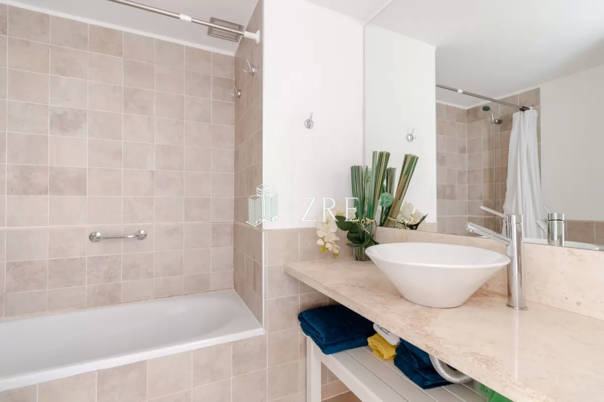 Apartamento ID.269 - Venta apartamento 3 dormitorios más dependencia Punta Ballena 