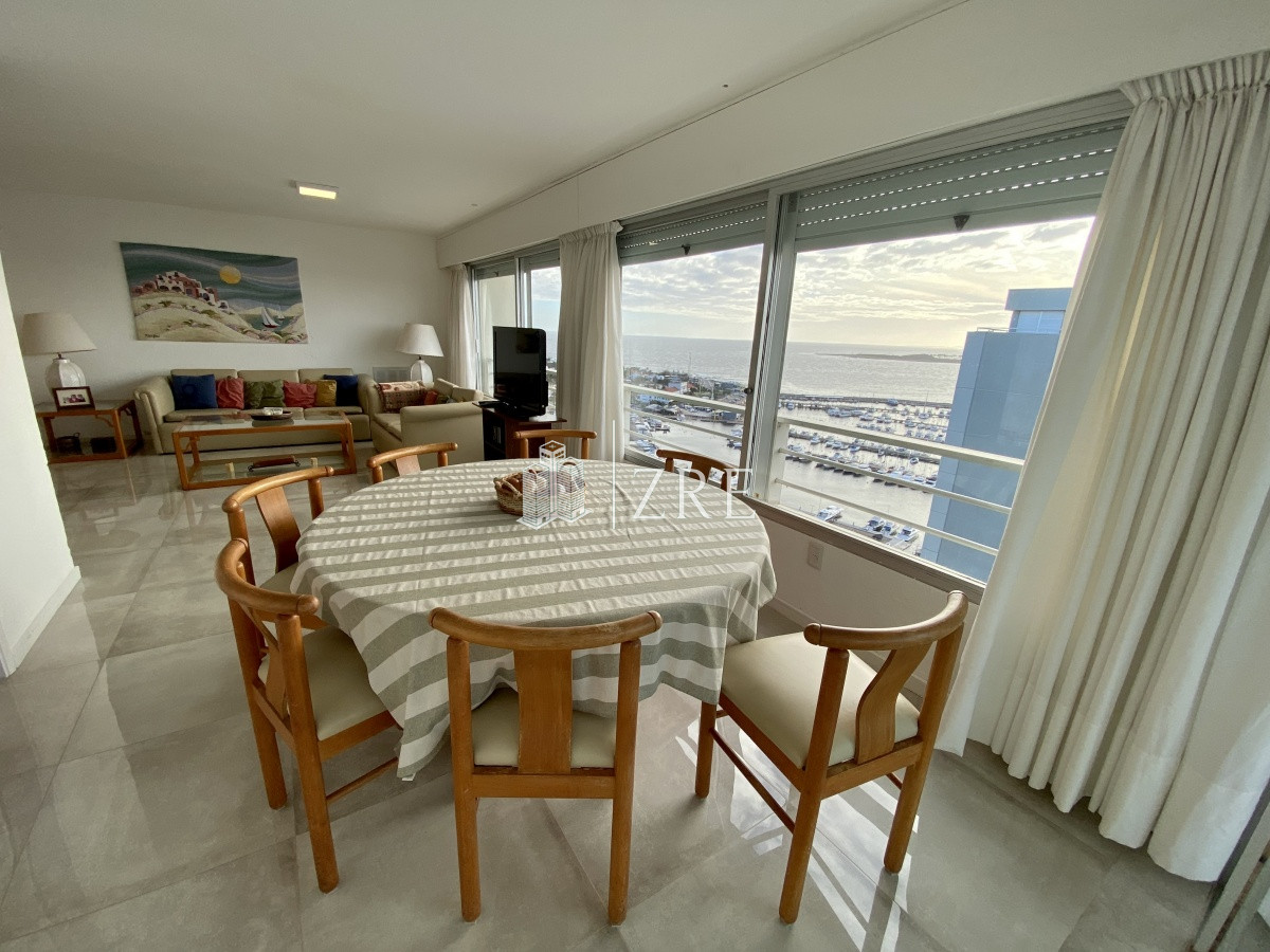 Apartamento ID.349 - Venta Apartamento 3 dormitorios en península Punta del Este 