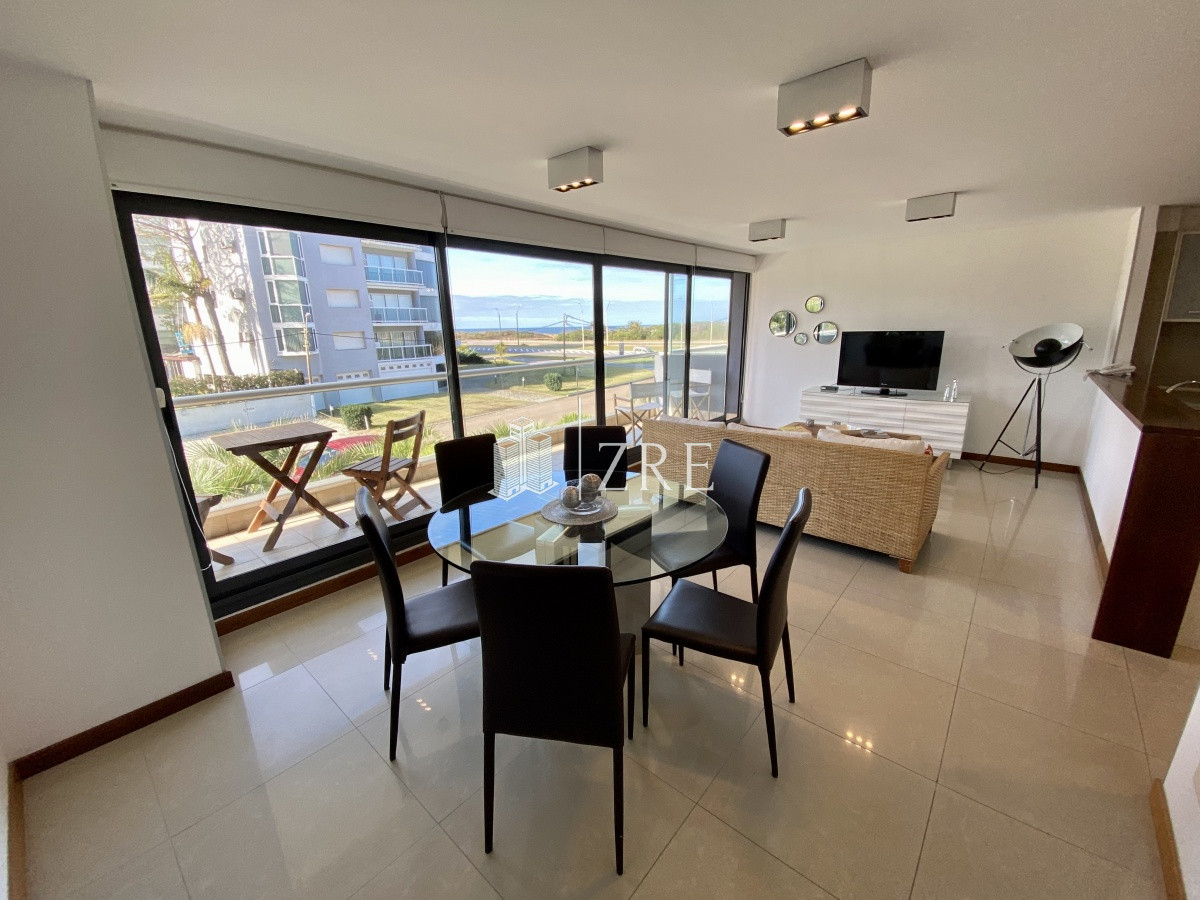 Apartamento ID.334 - Venta apartamento 2 dormitorios. Playa brava, Punta del Este