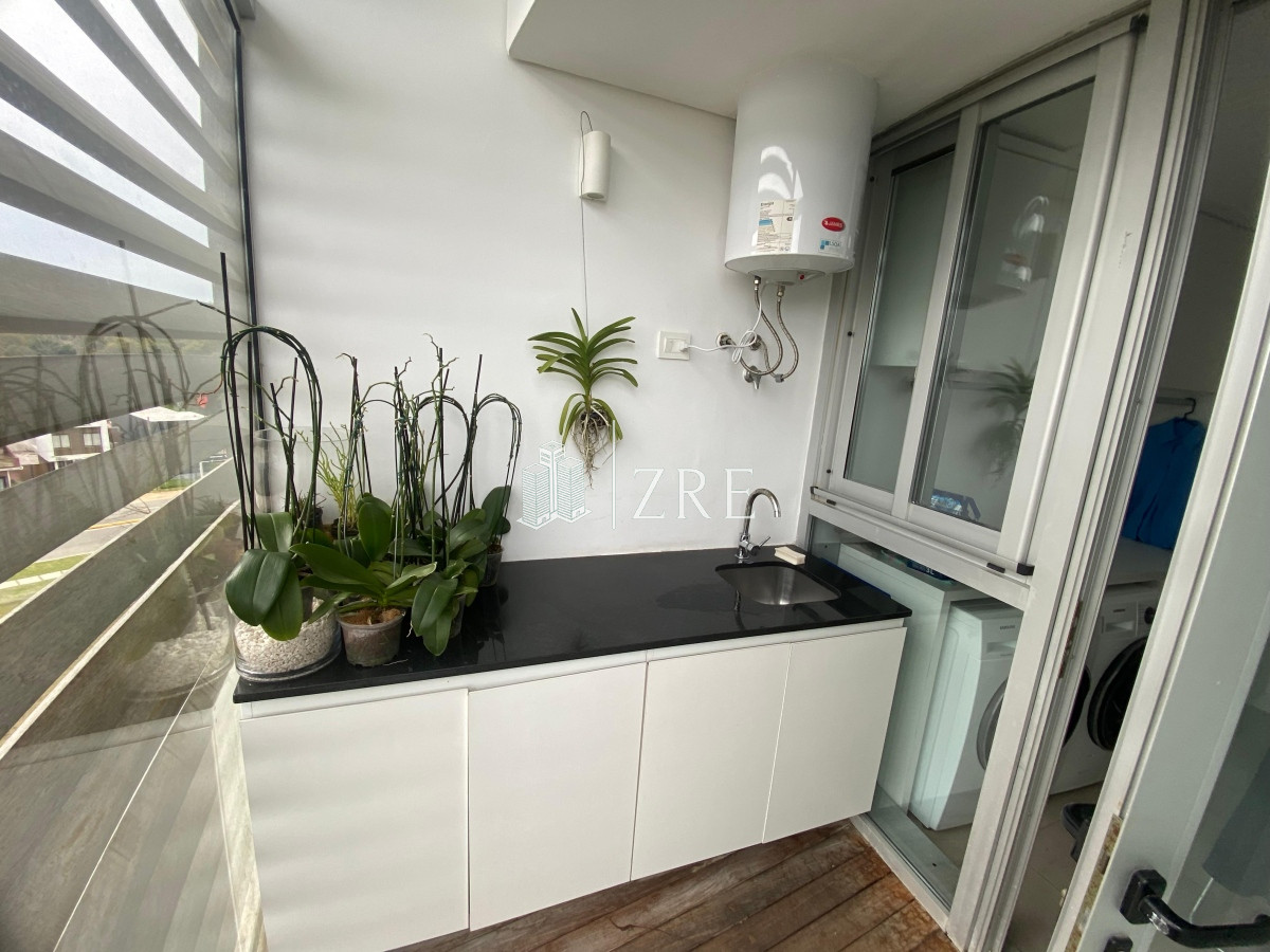 Apartamento ID.714 - Venta apartamento 3 dormitorios. 