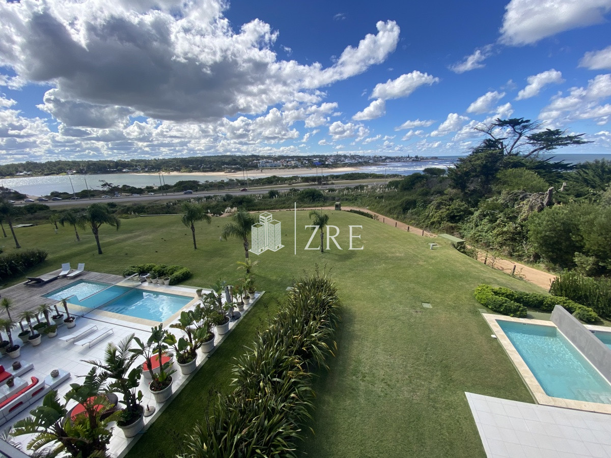 Apartamento ID.362 - Venta planta semipiso en Tiburón Terrazas Barra
