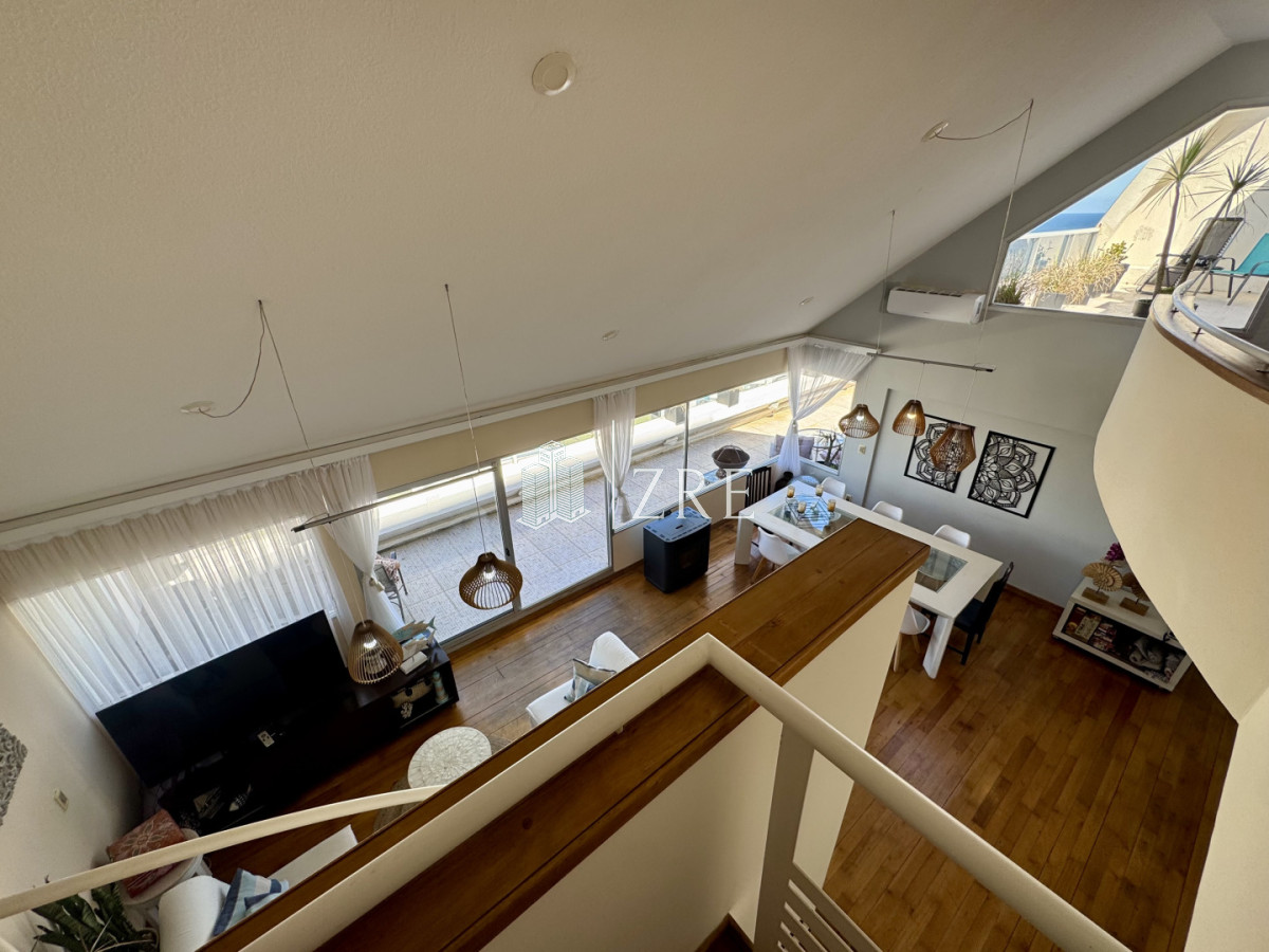 Apartamento ID.1317 - Venta. Penthouse dúplex. 3 dormitorios + dependencia 