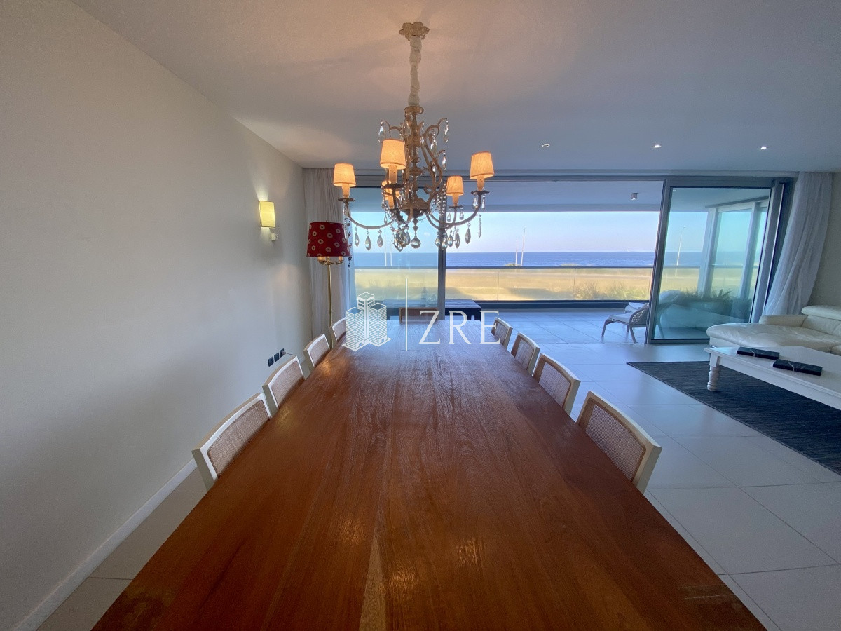 Apartamento ID.341 - Venta apartamento 4 dormitorios, playa brava Punta del Este 