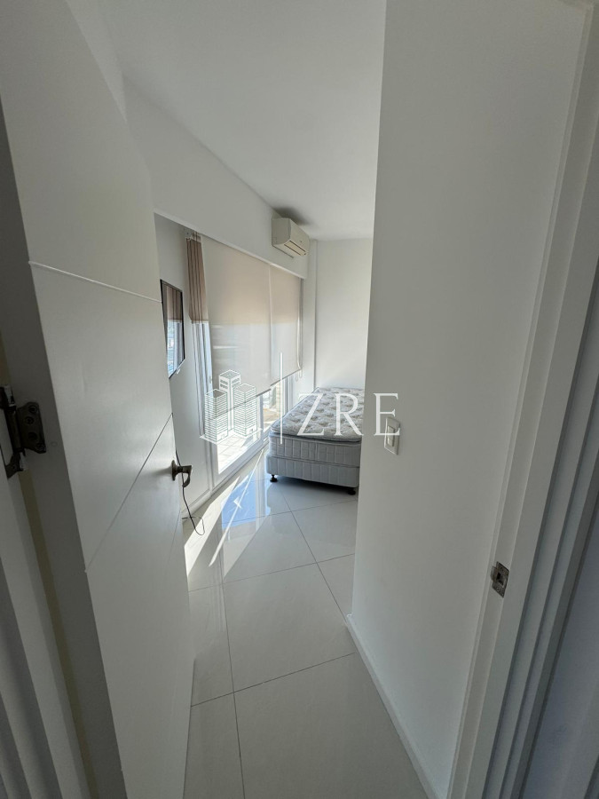 Apartamento ID.543 - Venta apartamento 2 dormitorios. Playa mansa, Punta del Este. 