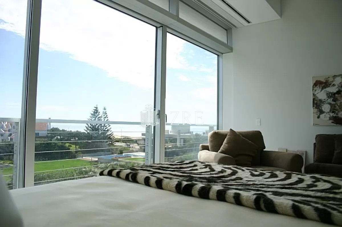 Apartamento ID.908 - Venta apartamento 5 dormitorios playa brava Punta del Este 