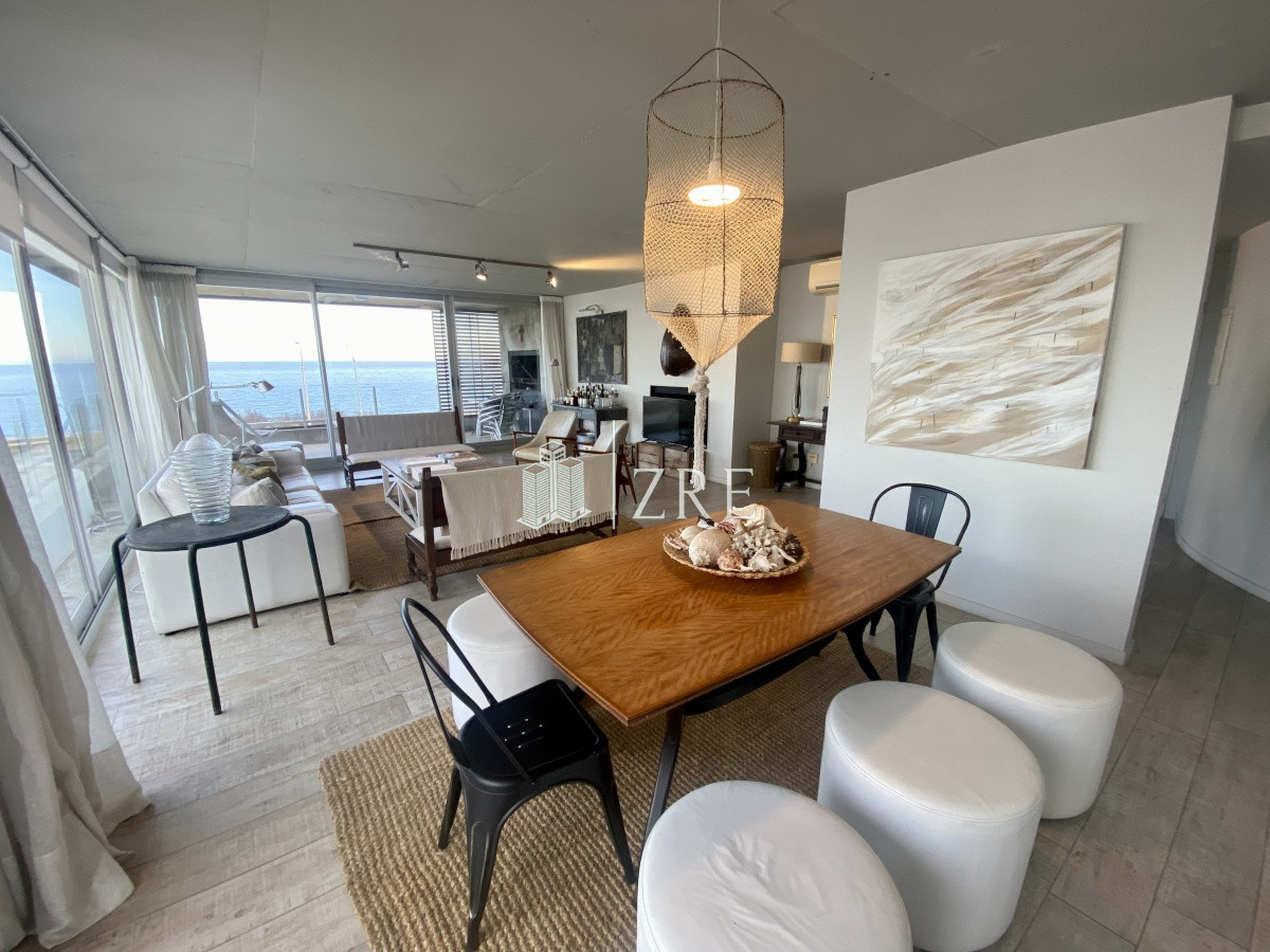 Apartamento ID.335 - Venta apartamento 3 dormitorios playa mansa Punta del Este
