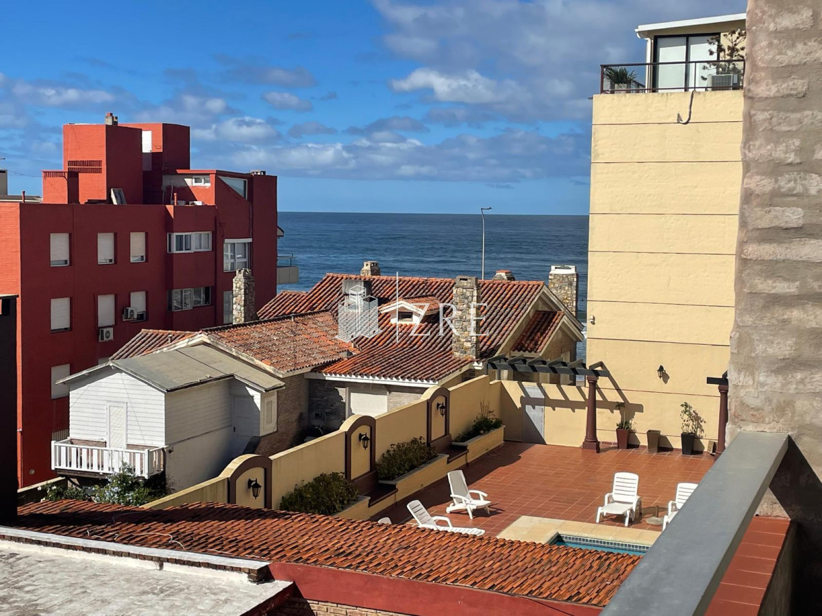 Apartamento ID.613 - Venta apartamento 3 dormitorios. Península, Punta del Este. 
