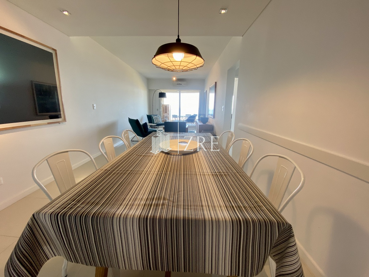 Apartamento ID.352 - Venta apartamento 2 dormitorios playa mansa Punta del Este 