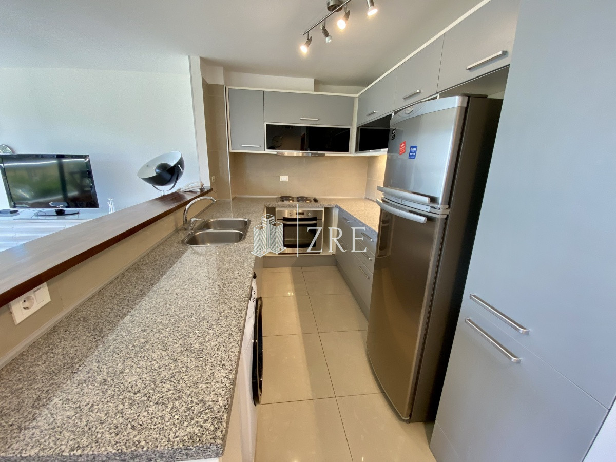 Apartamento ID.334 - Venta apartamento 2 dormitorios. Playa brava, Punta del Este