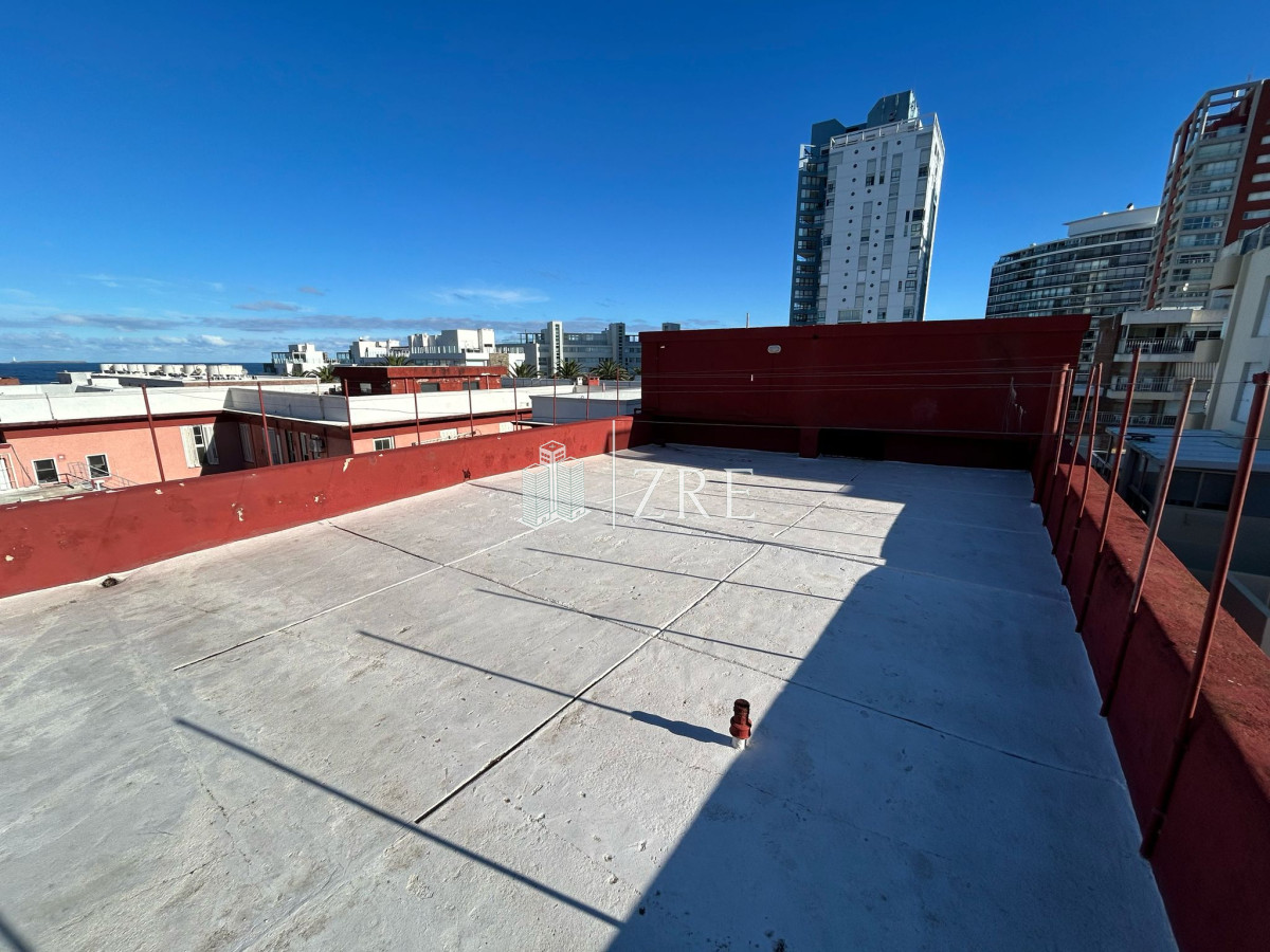Apartamento ID.635 - Venta dúplex tres dormitorios, Península. Punta Del Este