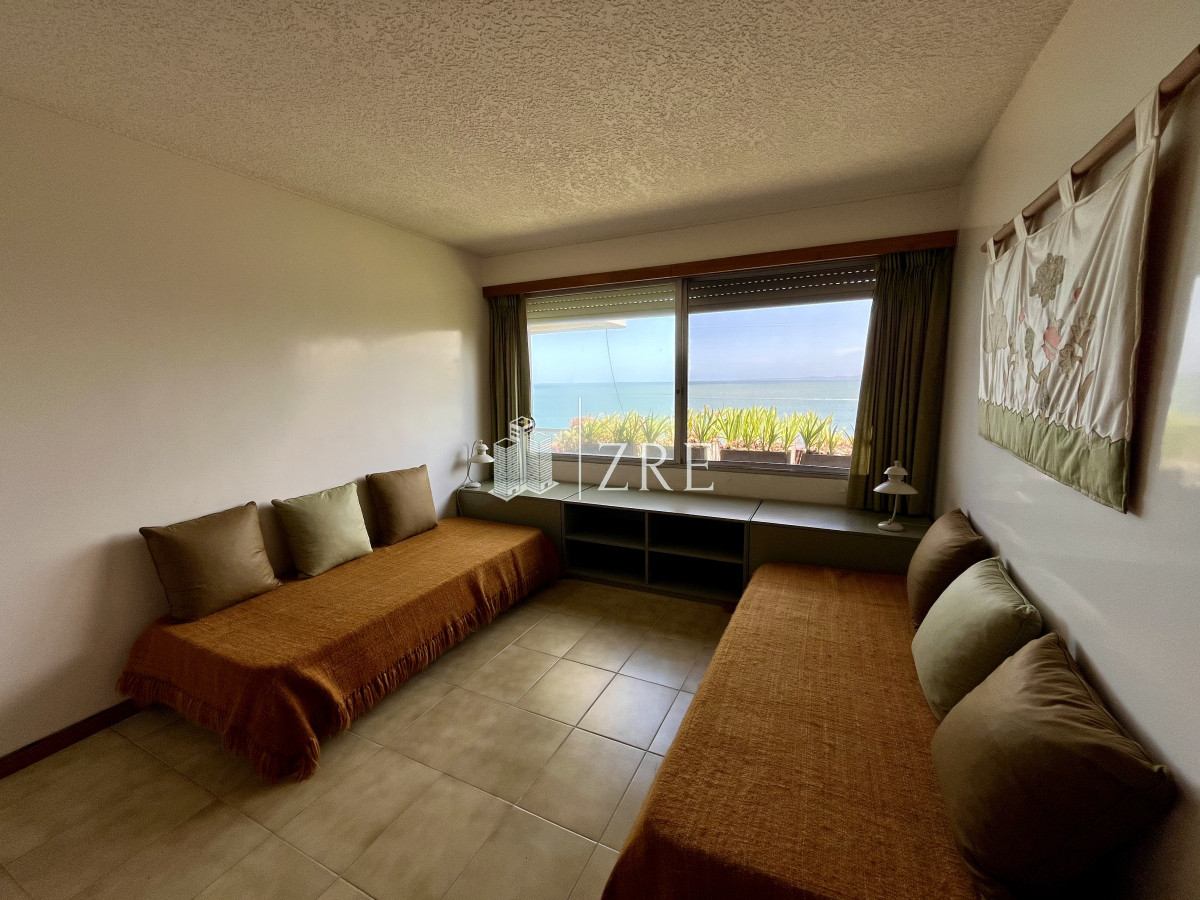 Apartamento ID.685 - Venta Apartamento en venta 3 dormitorios y dependencia en Punta Ballena