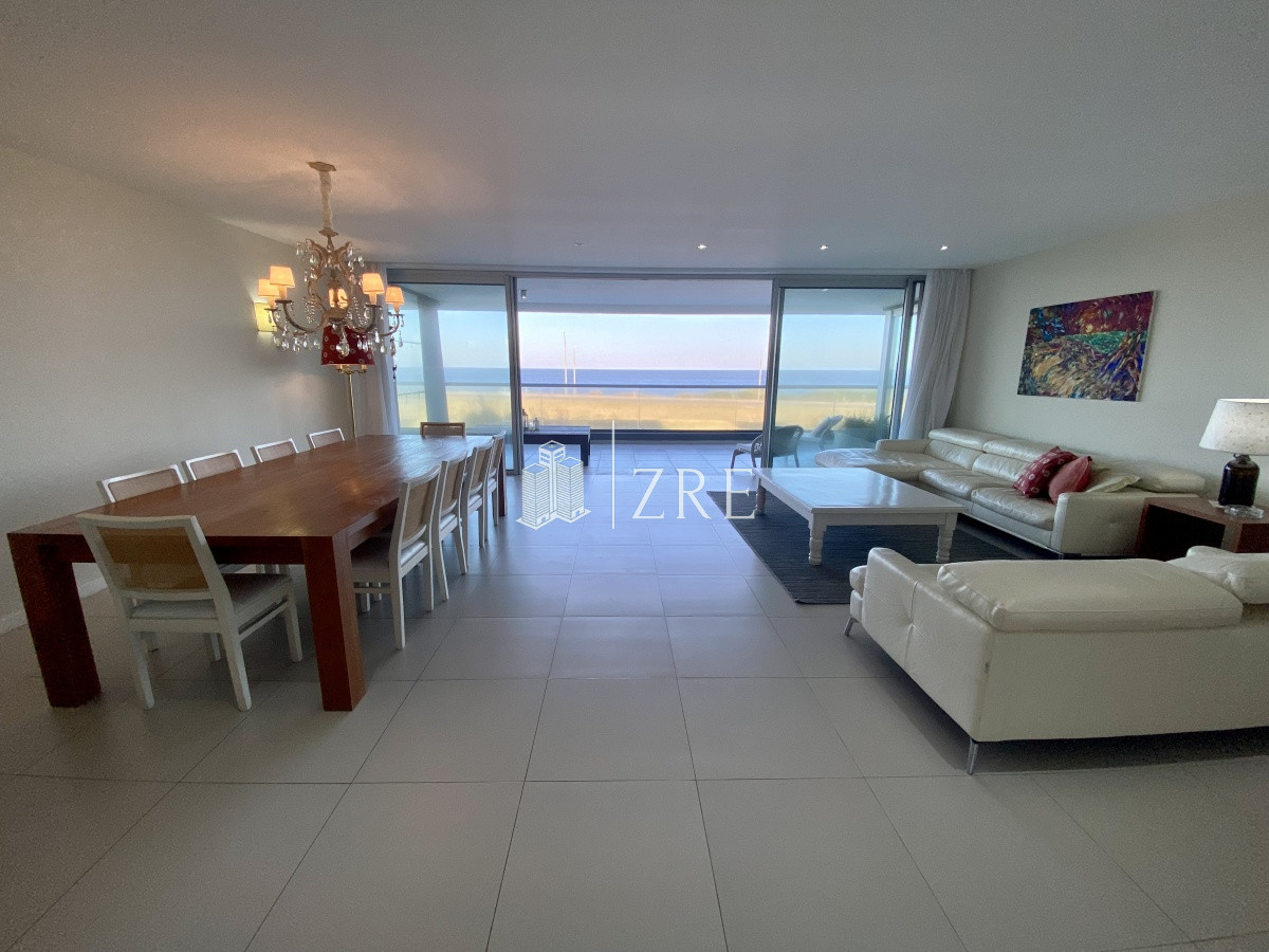 Apartamento ID.341 - Venta apartamento 4 dormitorios, playa brava Punta del Este 