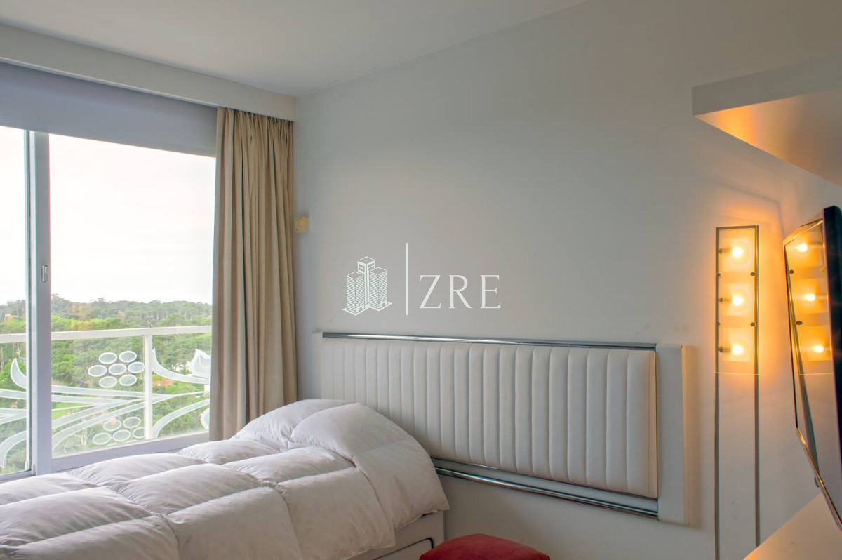 Apartamento ID.250 - Venta apartamento en YOO 2 dormitorios Punta del Este 