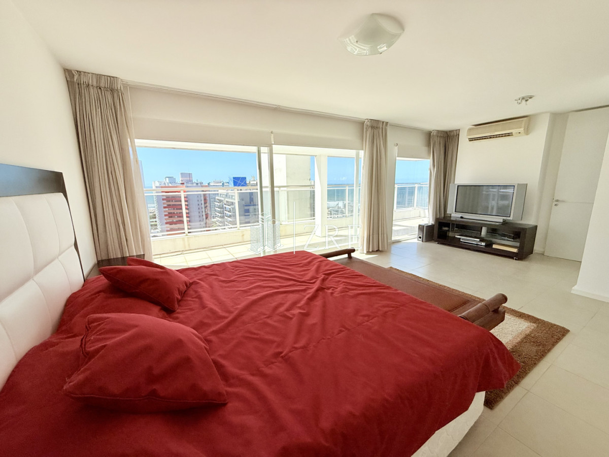 Apartamento ID.783 - Venta Penthouse 3 dormitorios Punta del Este