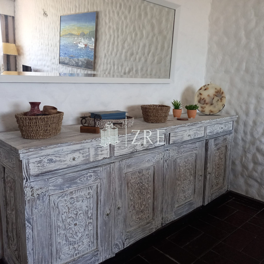 Apartamento ID.611 - Venta apartamento 1 dormitorio y medio. Playa brava, Punta del Este. 