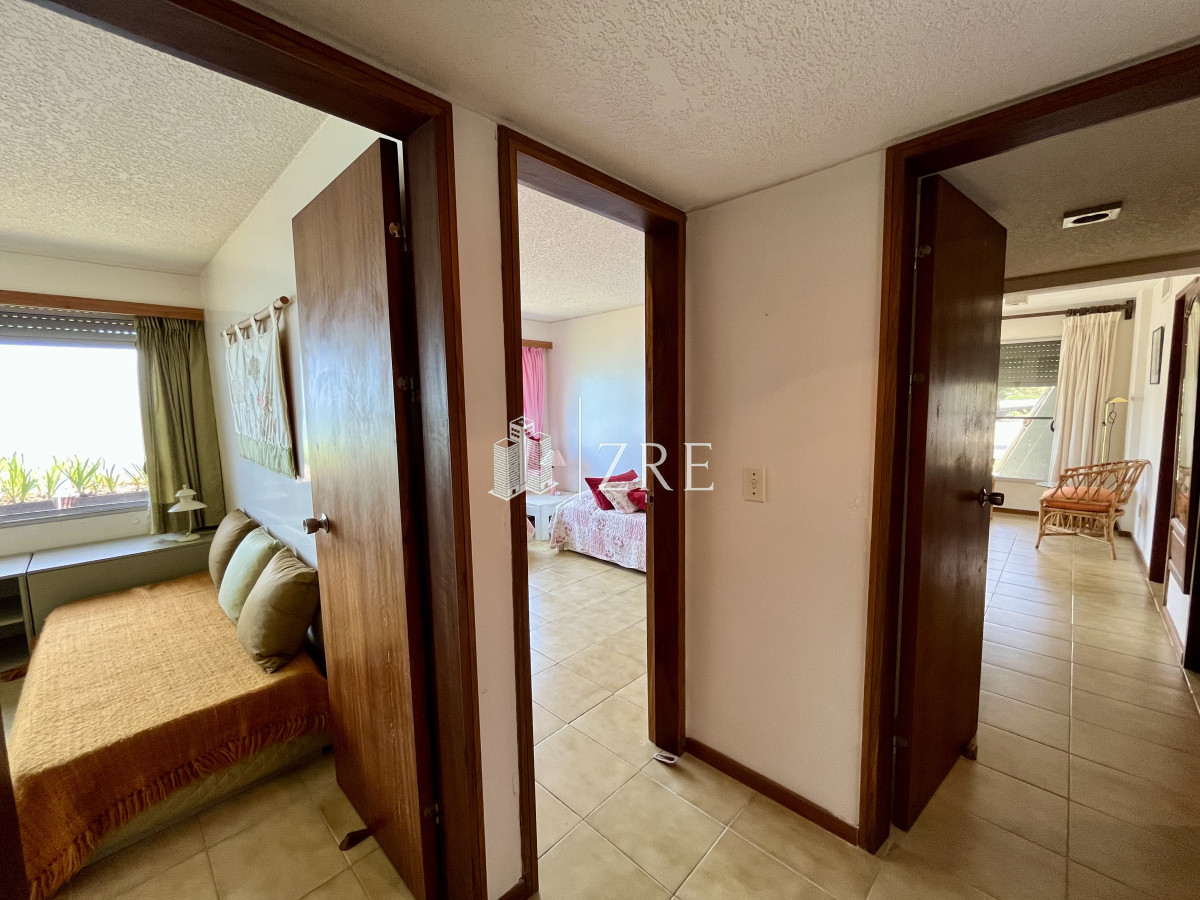 Apartamento ID.685 - Venta Apartamento en venta 3 dormitorios y dependencia en Punta Ballena