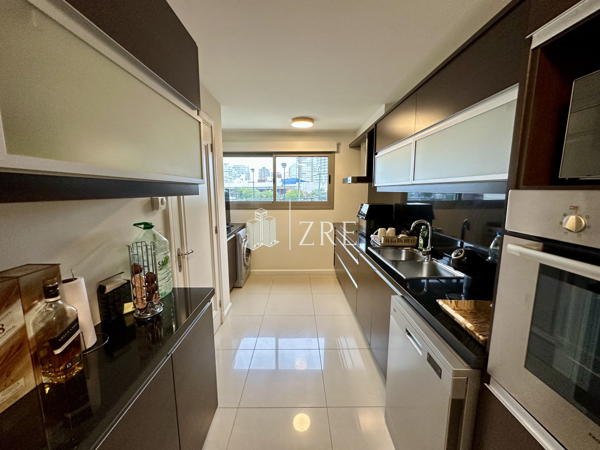 Apartamento ID.1366 - Venta apartamento 2 dormitorios. Imperiale, Punta del Este. 
