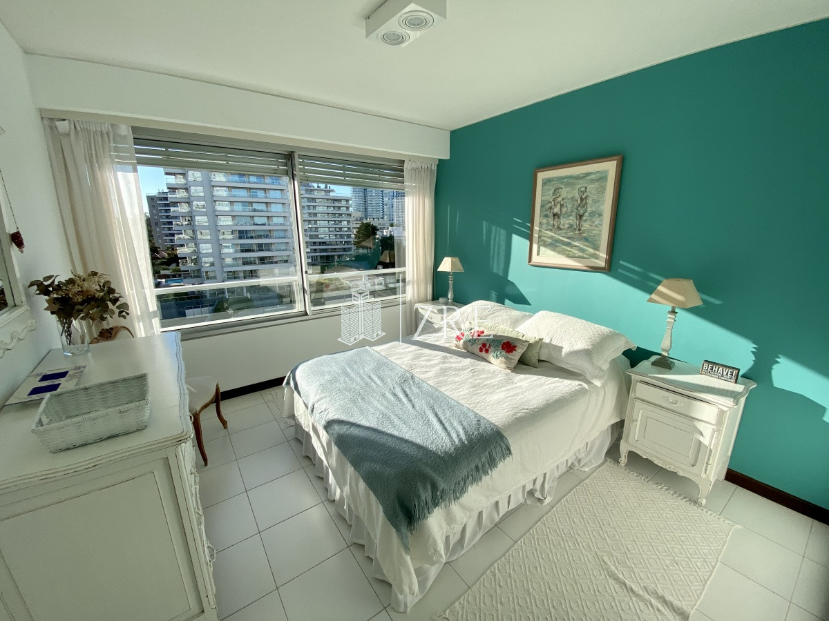 Apartamento ID.536 - Venta apartamento 3 dormitorios Tiburón II Brava