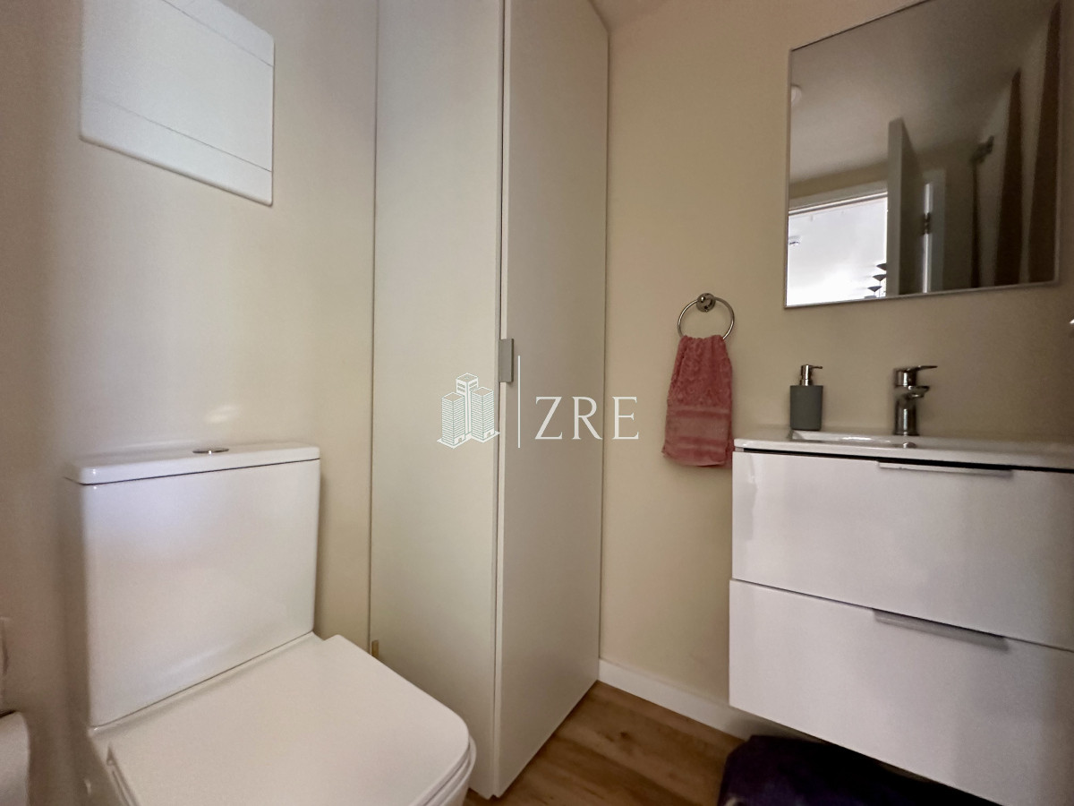 Apartamento ID.661 - Venta apartamento 3 dormitorios. Playa mansa, Punta del Este. 