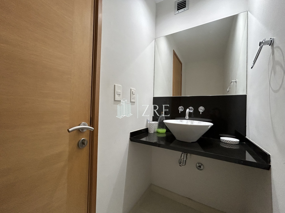 Apartamento ID.736 - Venta apartamento Punta del Este en Playa Mansa con vista al mar. 2 dormitorios