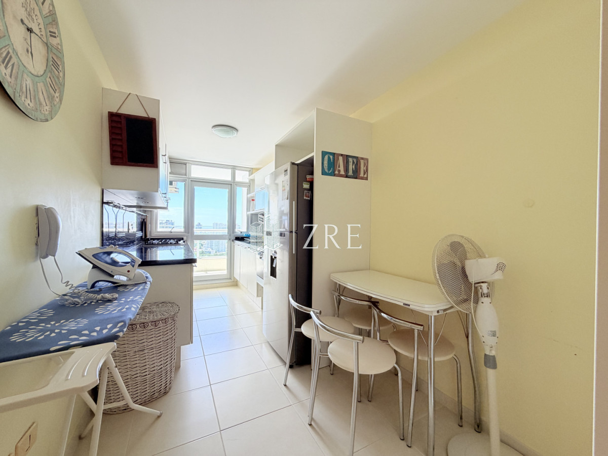 Apartamento ID.1264 - Venta apartamento 2 dormitorios. Playa mansa, Punta del Este 