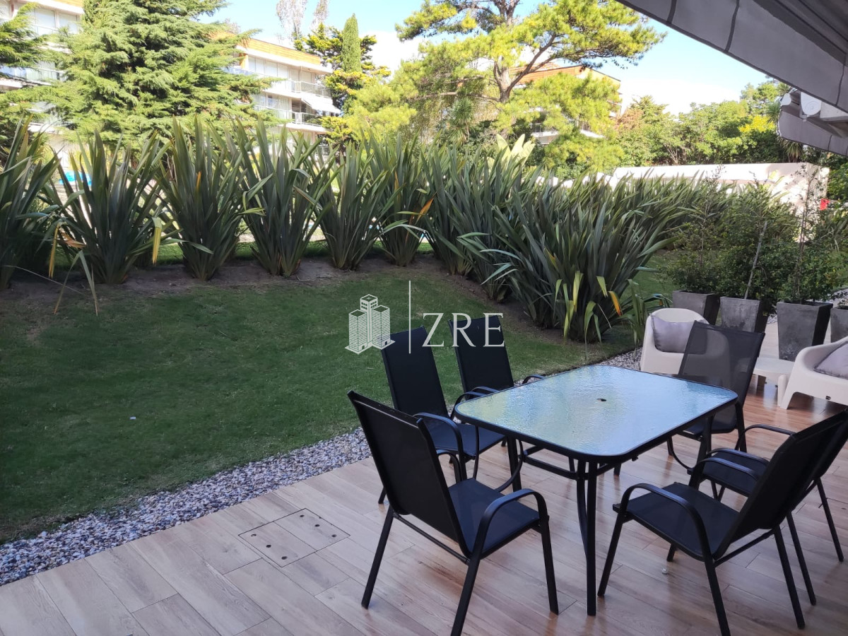 Apartamento ID.123 - Venta apartamento dos dormitorios Punta del Este