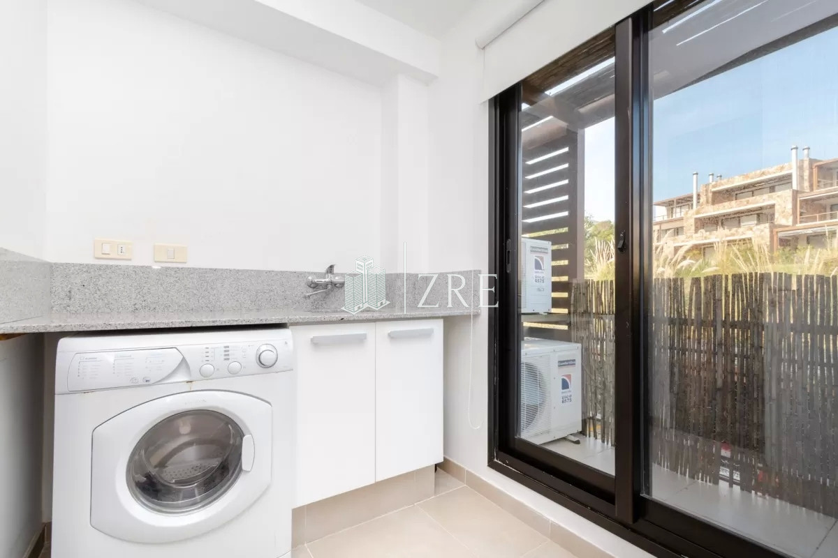 Apartamento ID.269 - Venta apartamento 3 dormitorios más dependencia Punta Ballena 