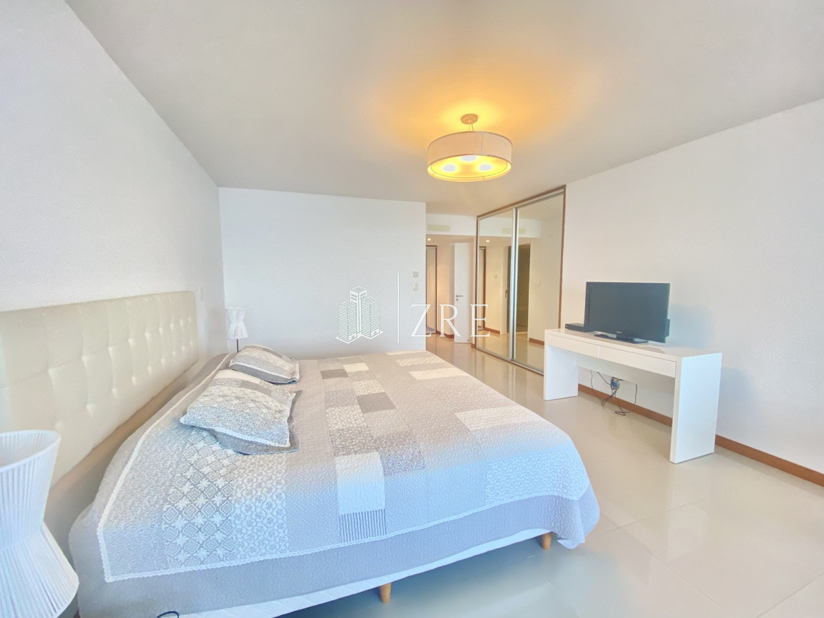 Apartamento ID.290 - Alquiler temporal tiburón III Punta del Este tres dormitorios.  