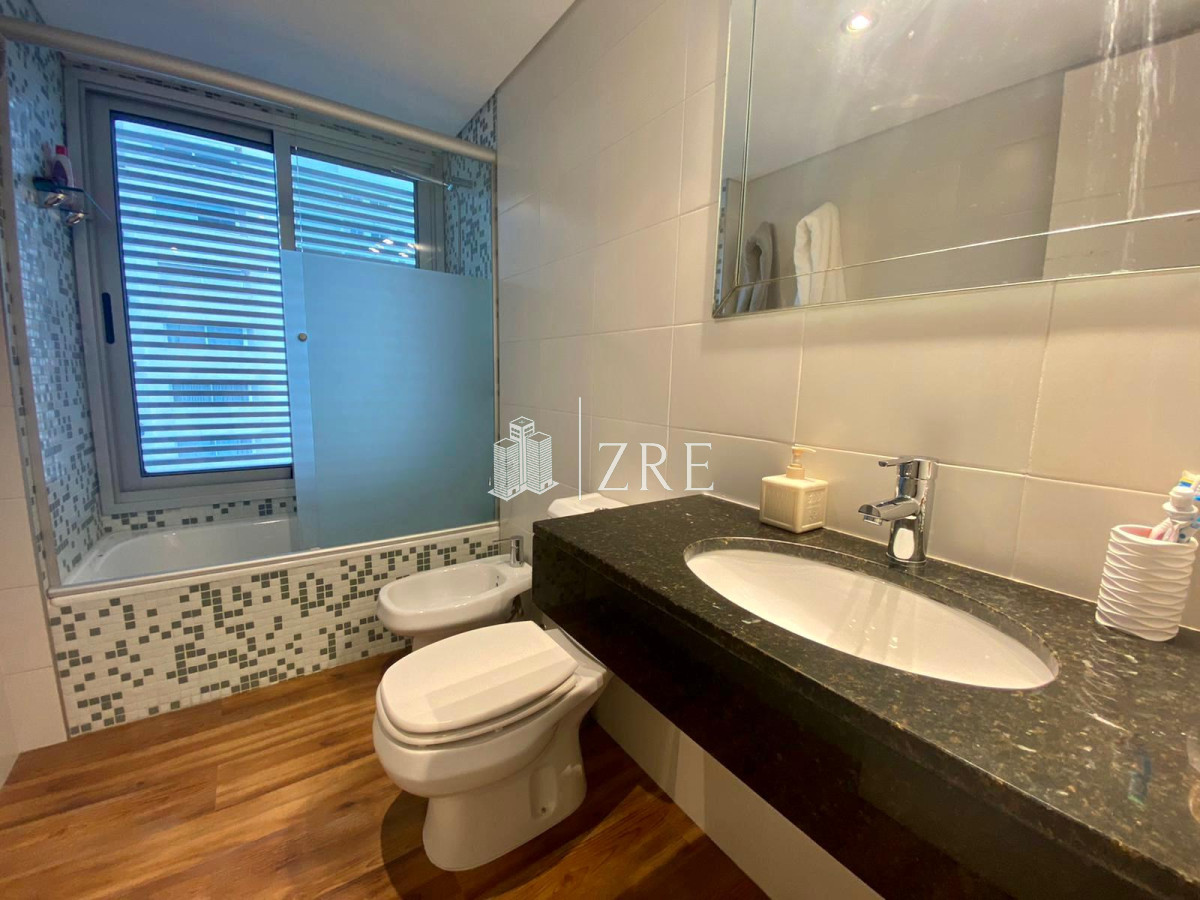 Apartamento ID.1253 - Venta apartamento 3 dormitorios, Punta del Este 