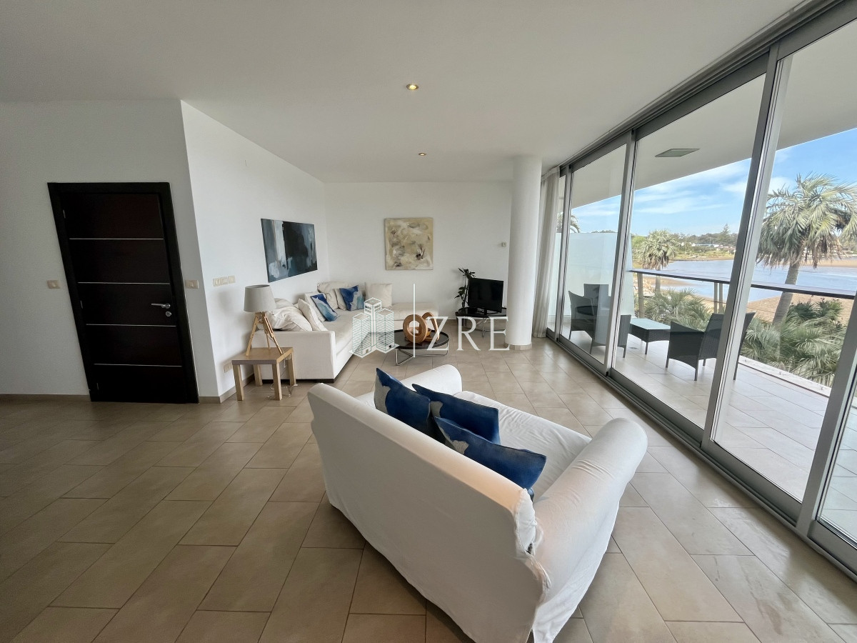 Apartamento ID.534 - Venta apartamento 3 dormitorios. La barra, Punta del Este 