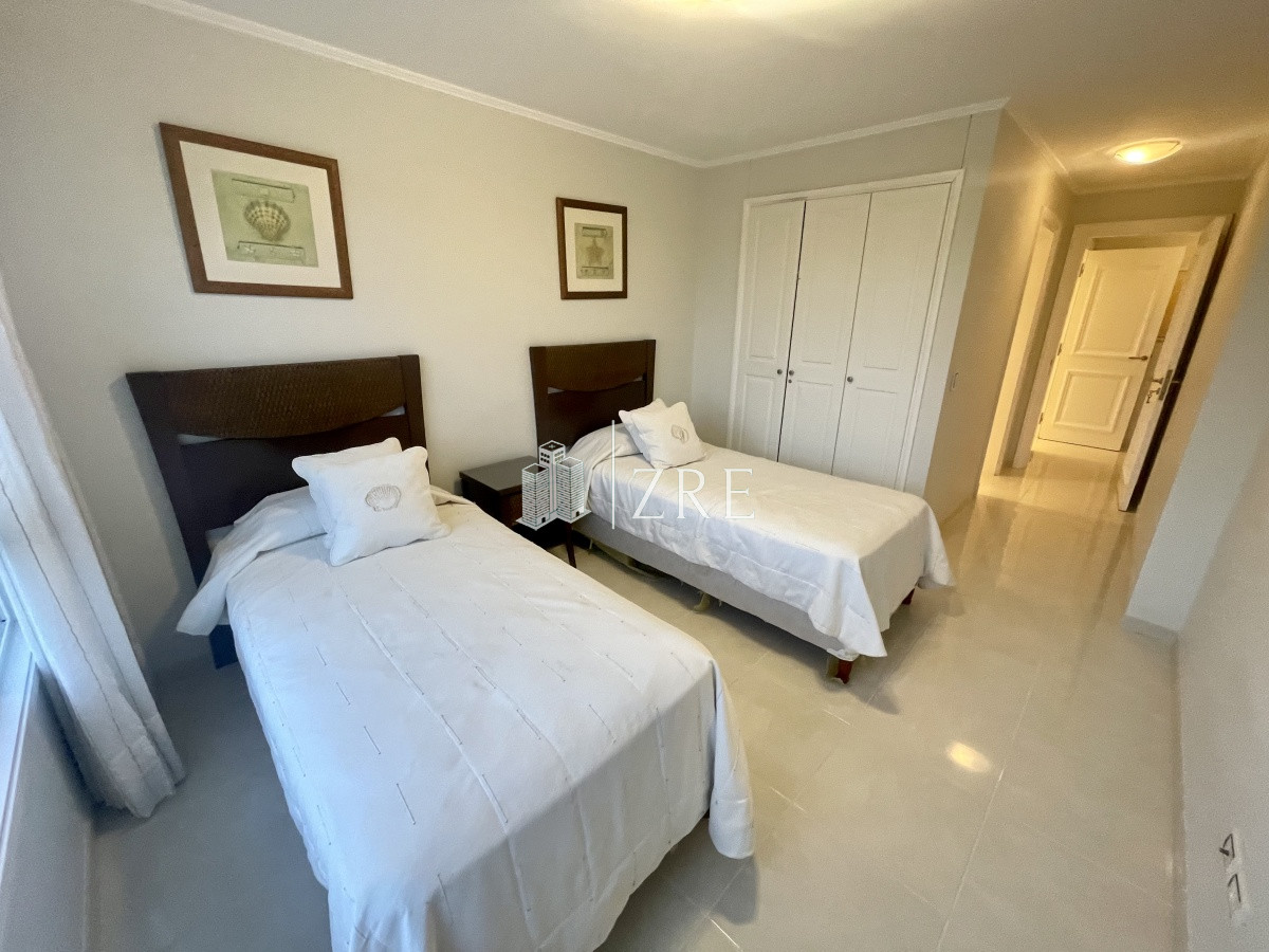 Apartamento ID.419 - Venta apartamento en playa mansa, primera línea, Punta del Este