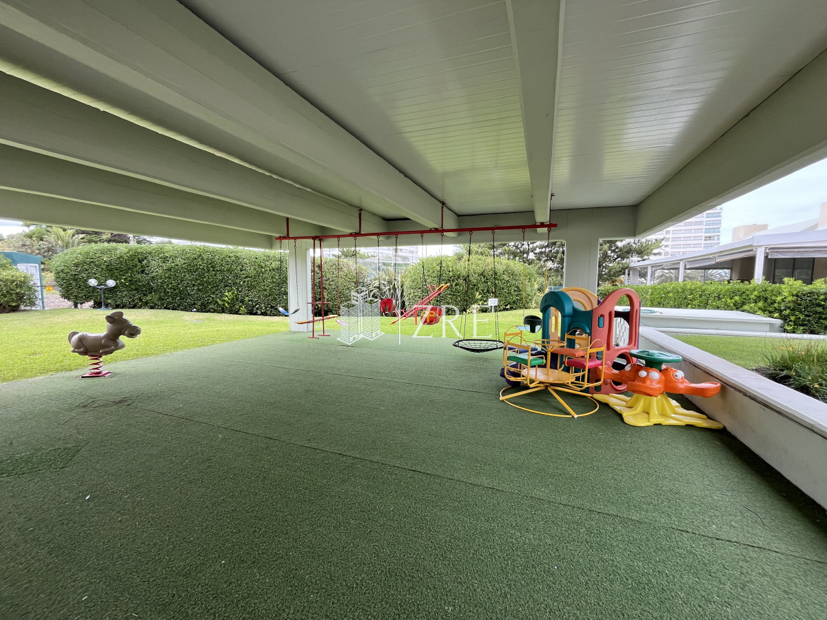 Apartamento ID.639 - Venta de apartamento tres dormitorios. 