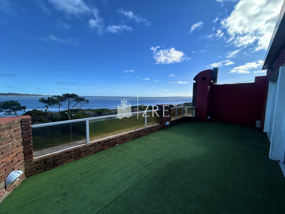 Apartamento ID.83 - Venta penthouse duplex Punta del Este primera linea Playa Mansa