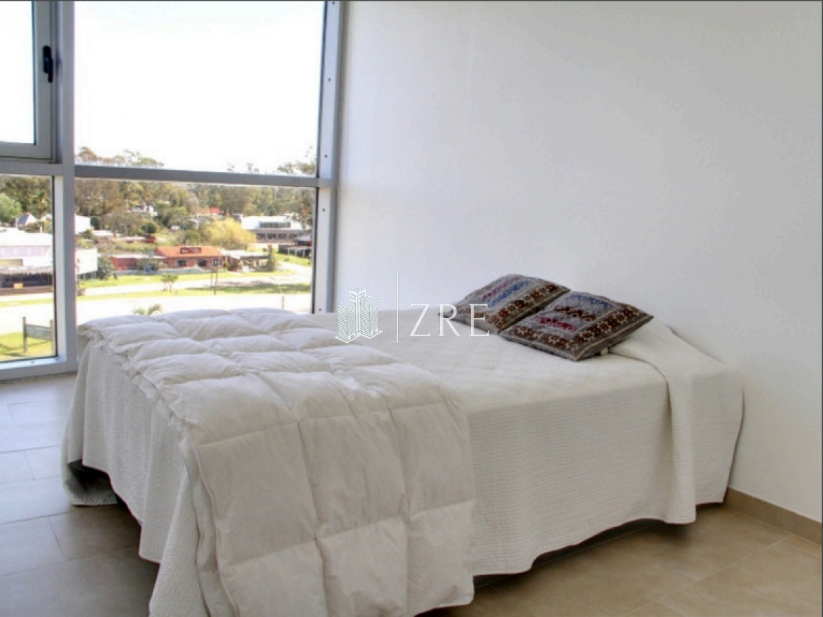 Apartamento ID.532 - Venta Penthouse en La Barra, Punta del Este