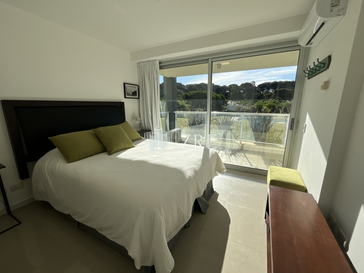 Apartamento ID.233 - Venta apartamento 3 dormitorios playa brava Punta del Este 
