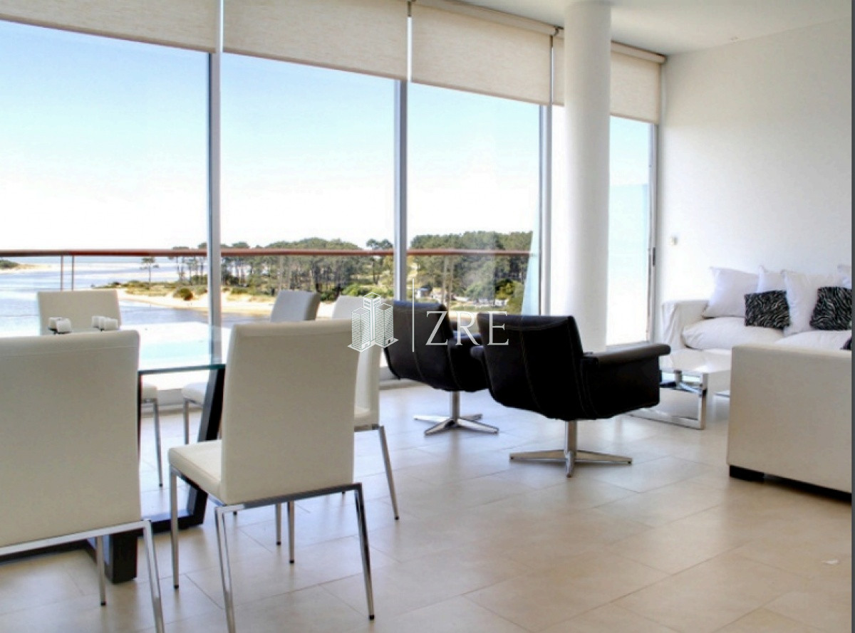 Apartamento ID.532 - Venta Penthouse en La Barra, Punta del Este