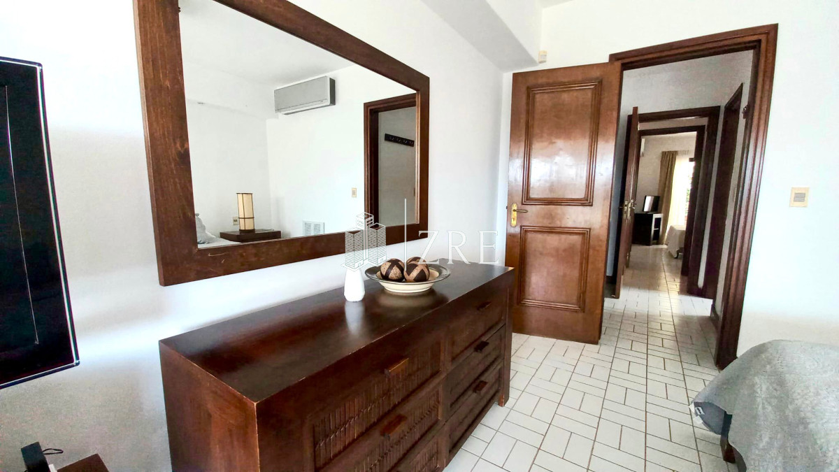 Apartamento ID.175 - Venta - Alquiler Departamento - 3 Dormitorios 3 baños + Servicio - Playa Brava   