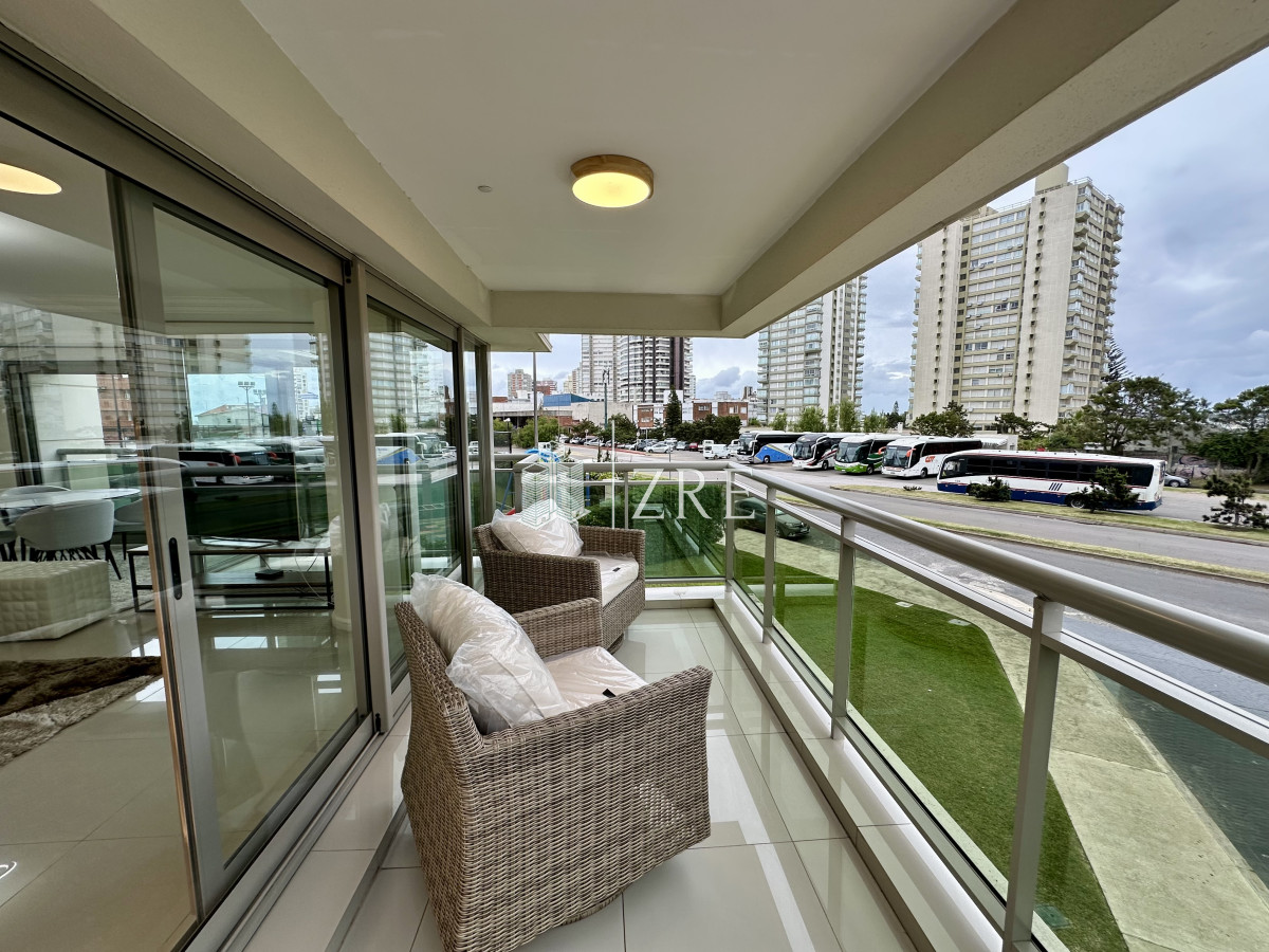 Apartamento ID.1366 - Venta apartamento 2 dormitorios. Imperiale, Punta del Este. 
