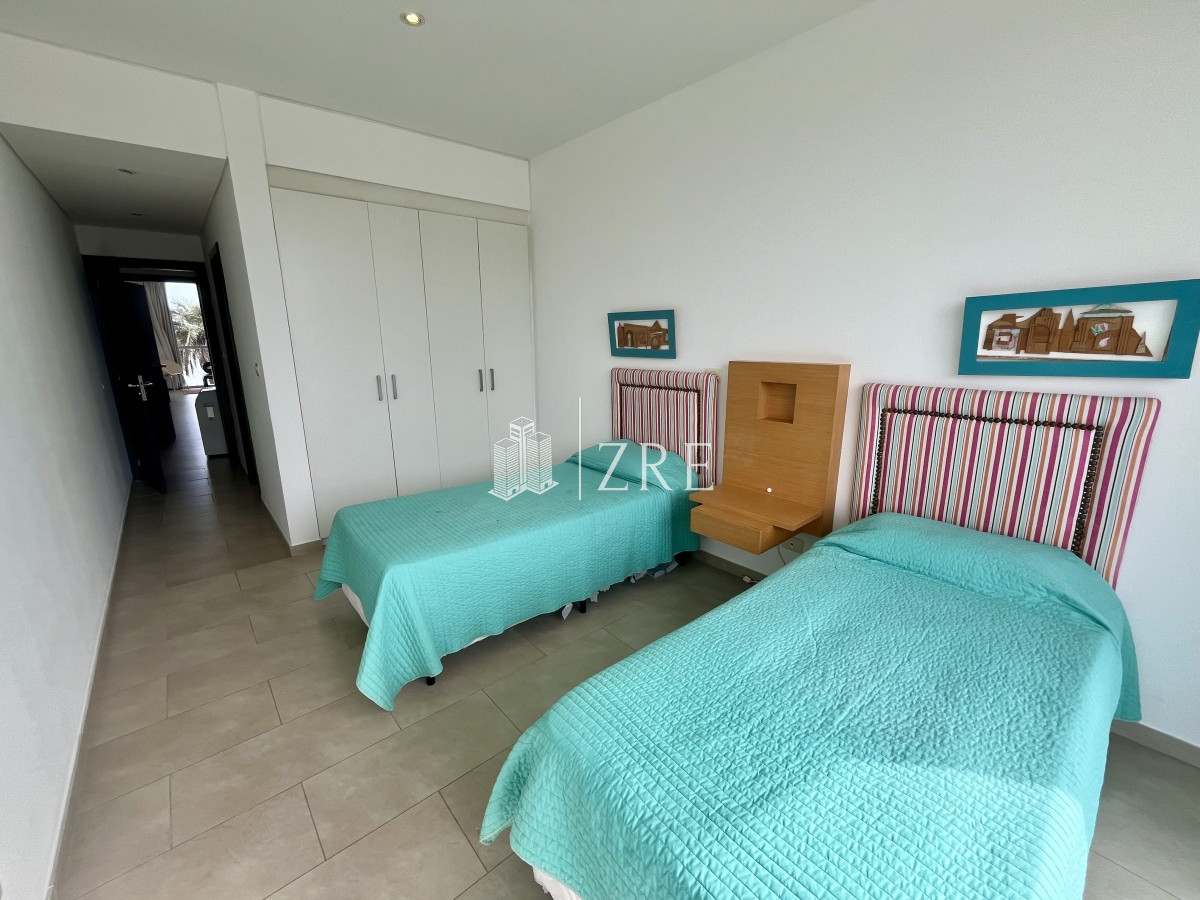 Apartamento ID.534 - Venta apartamento 3 dormitorios. La barra, Punta del Este 