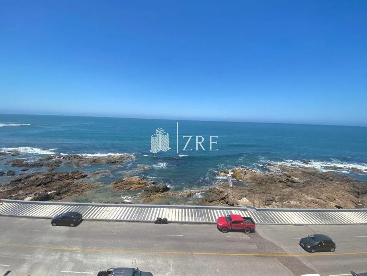 Apartamento ID.347 - Venta apartamento 3 dormitorios playa brava Punta del Este