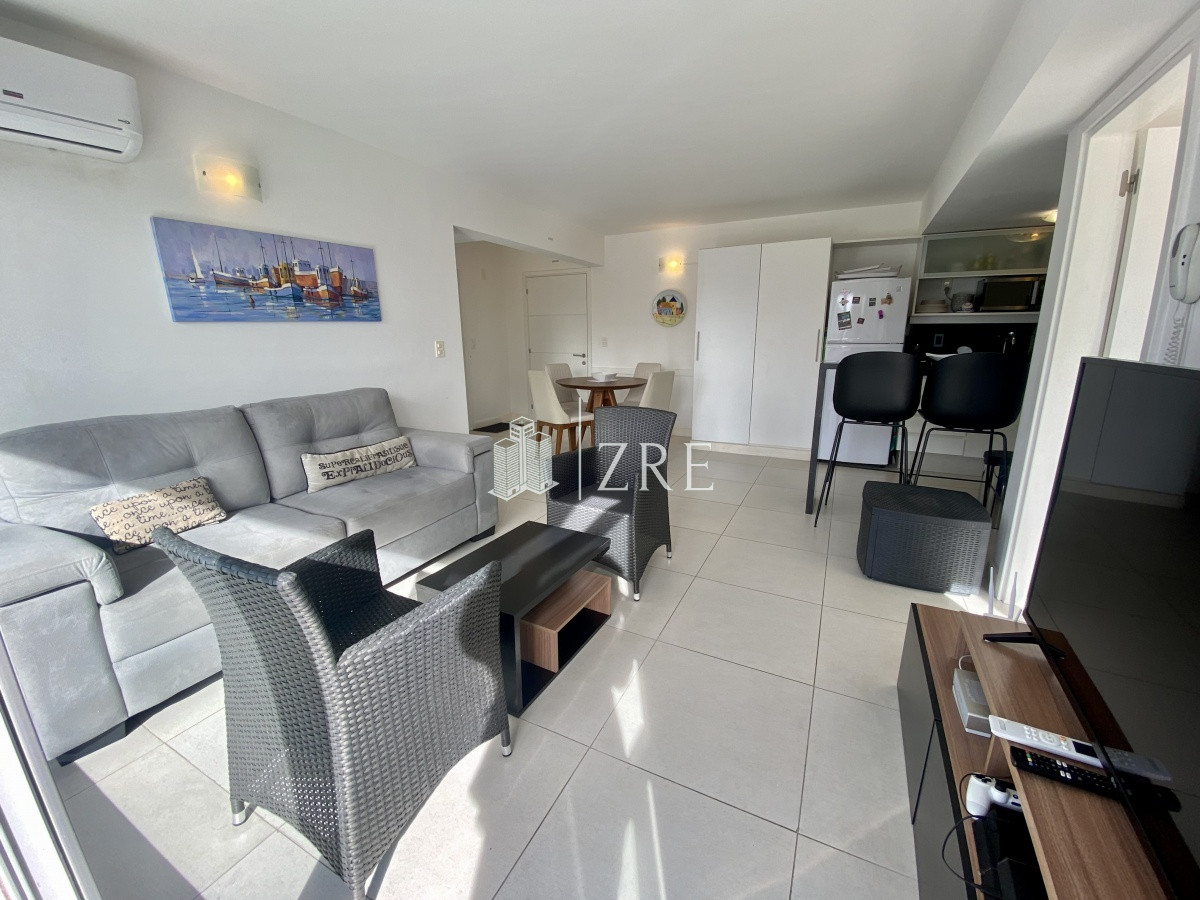 Apartamento ID.294 - Venta 2 dormitorios península Punta del Este.