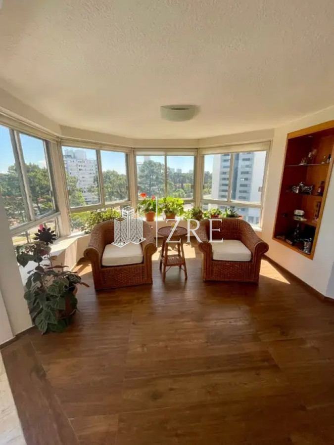Apartamento ID.73 - Venta Apartamento 3 dormitorios y dependencia servicio