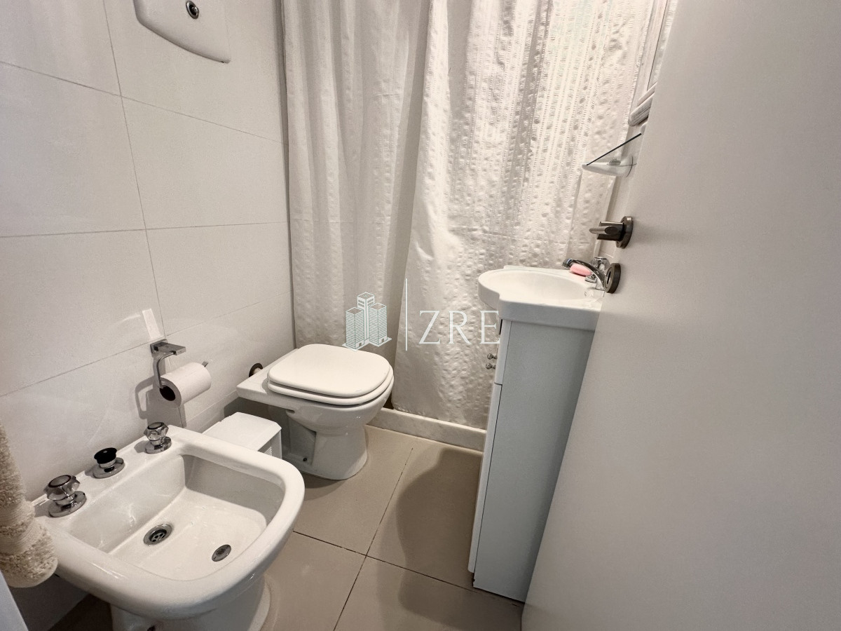 Apartamento ID.771 - Alquiler Apartamento 4 dormitorios