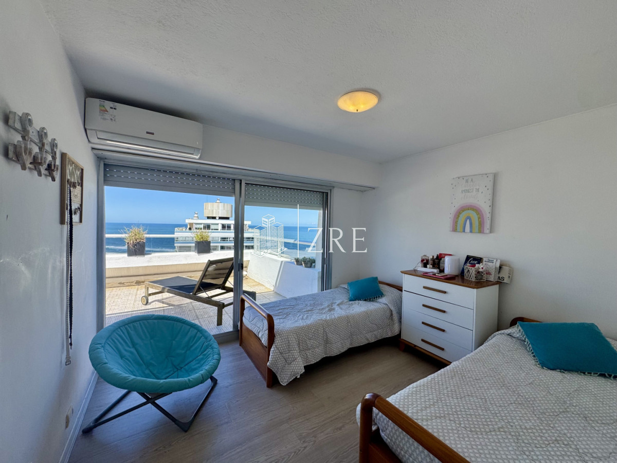 Apartamento ID.1317 - Venta. Penthouse dúplex. 3 dormitorios + dependencia 